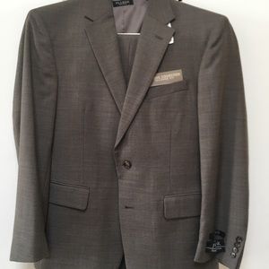 Men suit 40s Jos A Bank